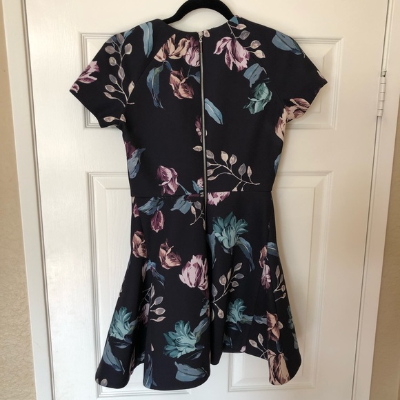 STYLESTALKER Neve Floral Dress fit and flare S - Picture 3 of 8